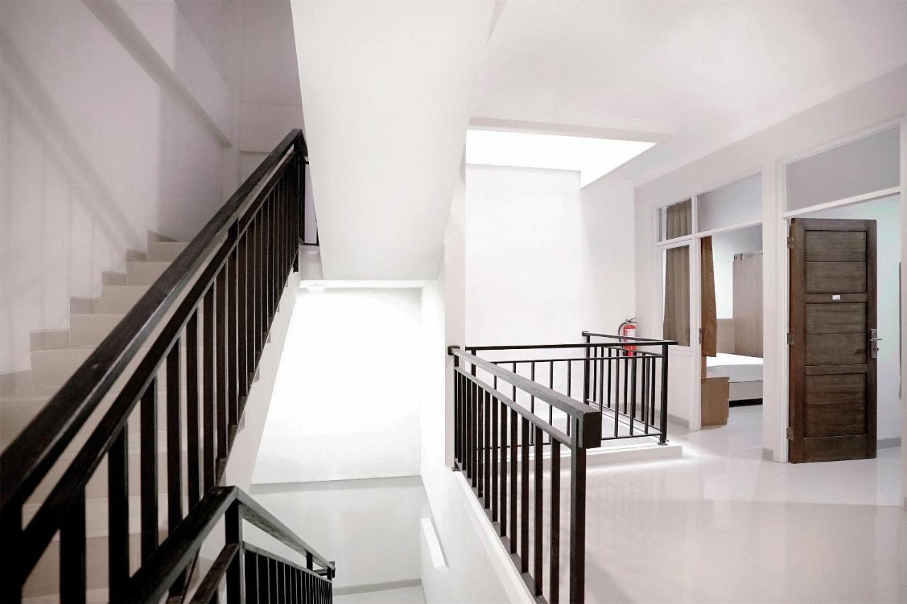 Oyo 415 The Kartini 8 Residence Jakarta Eksteriør billede