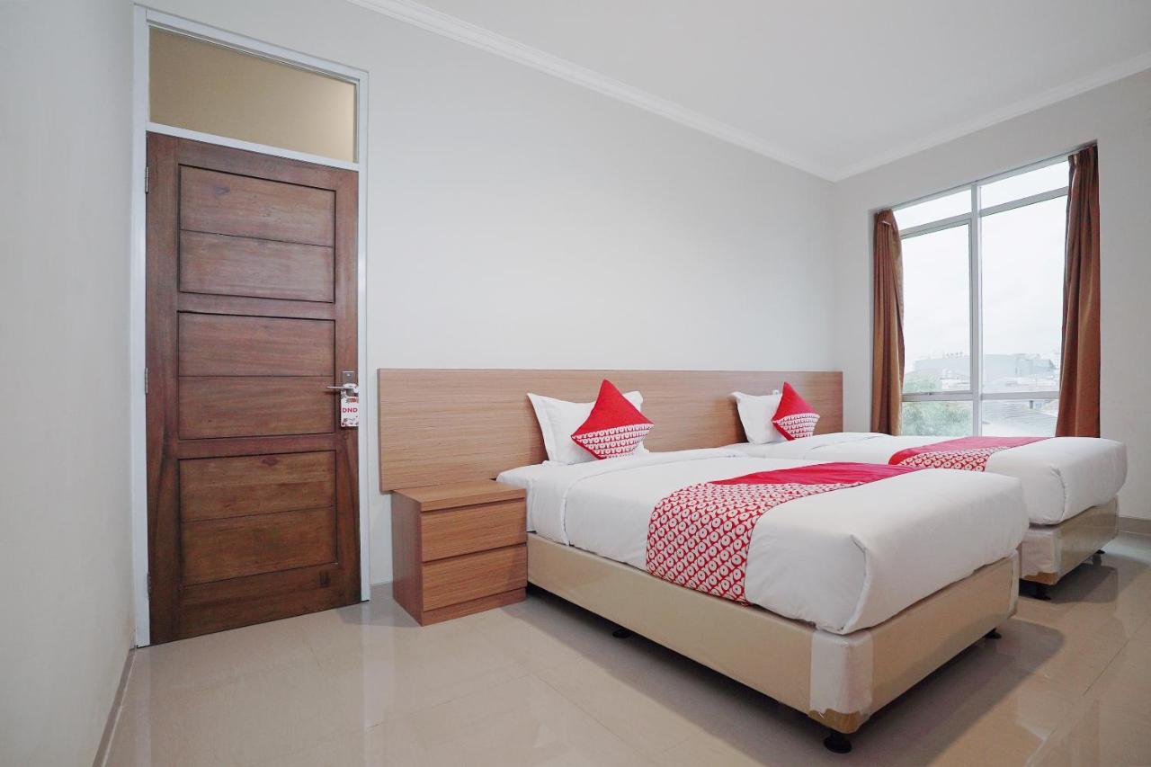 Oyo 415 The Kartini 8 Residence Jakarta Eksteriør billede