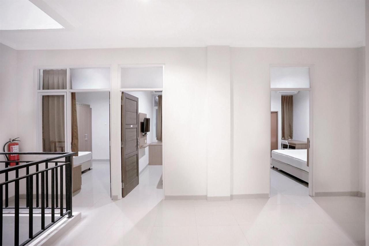 Oyo 415 The Kartini 8 Residence Jakarta Eksteriør billede
