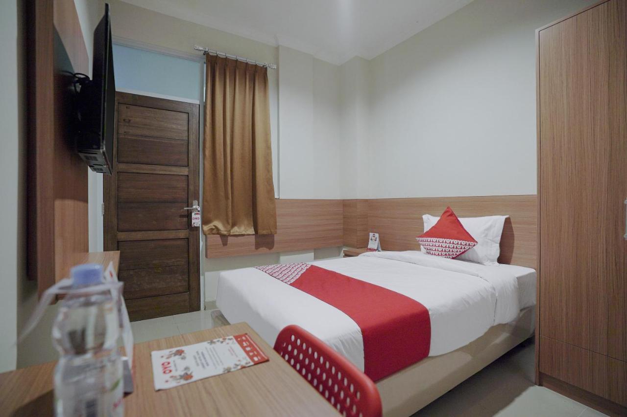 Oyo 415 The Kartini 8 Residence Jakarta Eksteriør billede