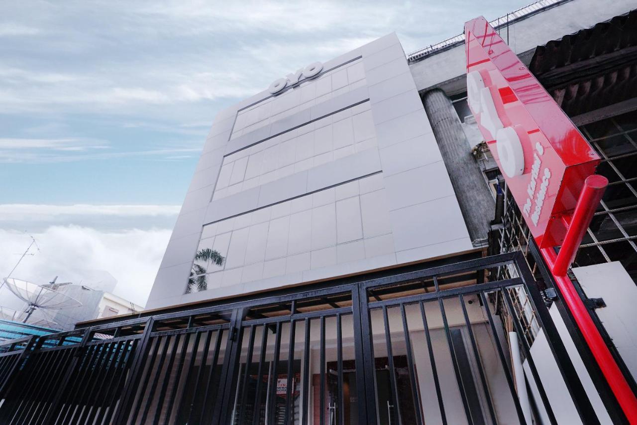 Oyo 415 The Kartini 8 Residence Jakarta Eksteriør billede