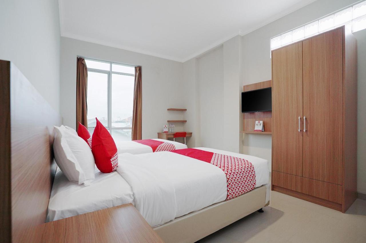 Oyo 415 The Kartini 8 Residence Jakarta Eksteriør billede
